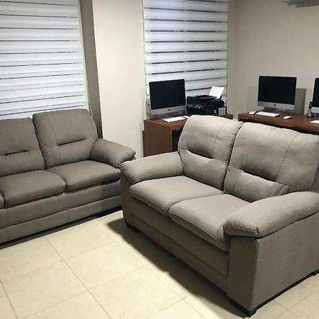 1310 Luxury Room Near Of The Airport - Edificio Kennedy Town Center #403 과야킬 외부 사진