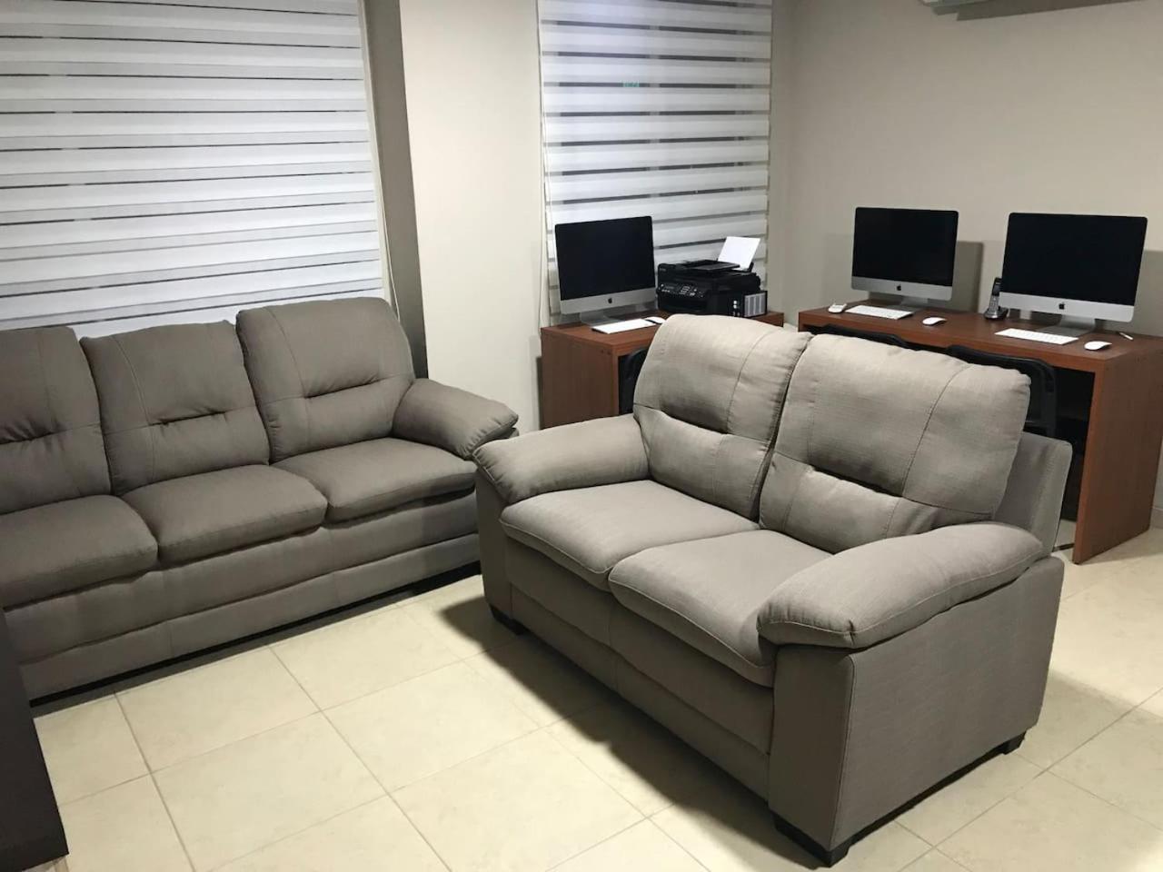 1310 Luxury Room Near Of The Airport - Edificio Kennedy Town Center #403 과야킬 외부 사진